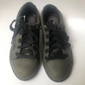 New boy sketcher Sneakers size 1